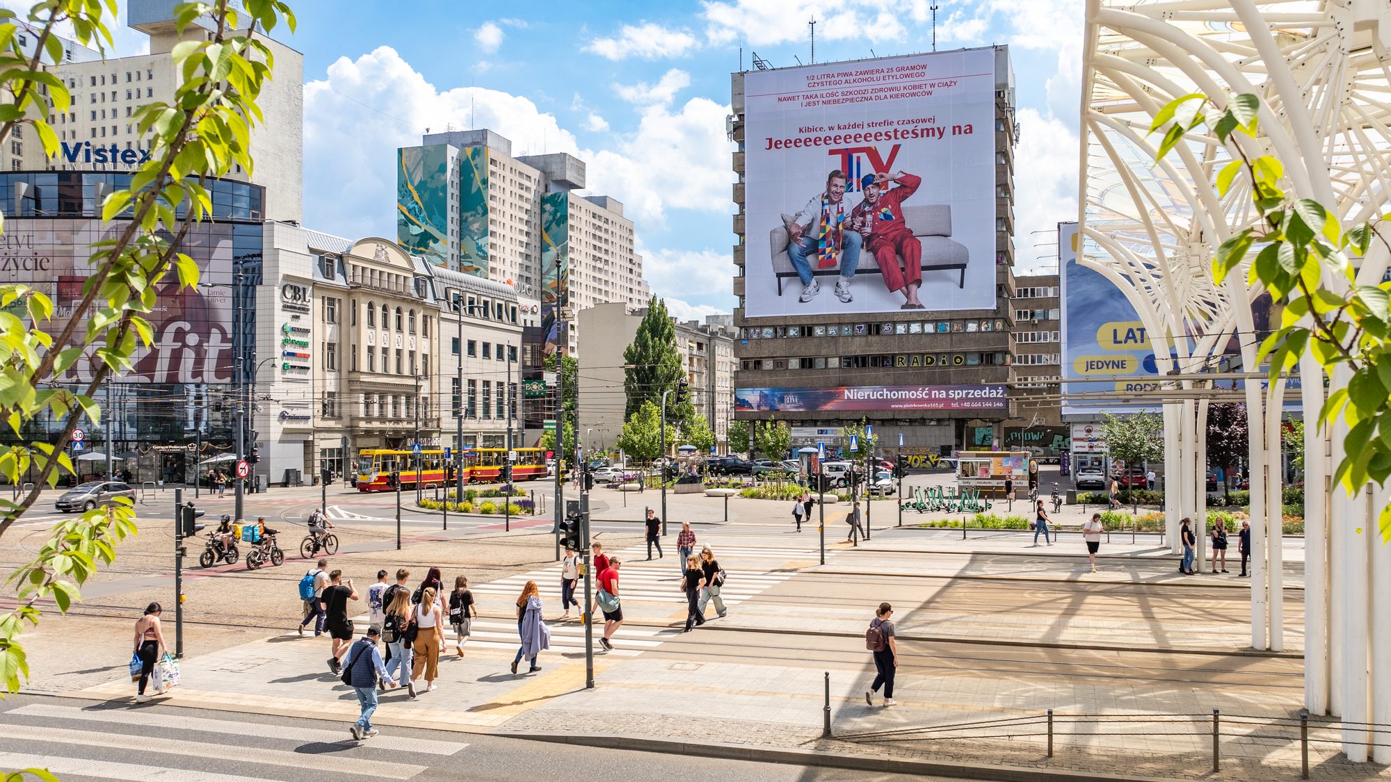 Siatka wielkoformatowa na elewacji - Tyskie, Central, Piotrkowska, Lodz